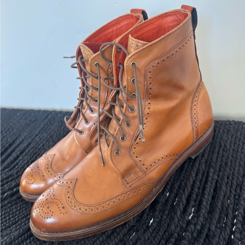 Men’s Allen Edmonds Tan Leather Wingtip Boots